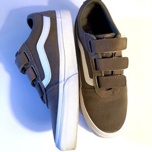 Vans, olive green, velcro closure. Women’s Size: 7